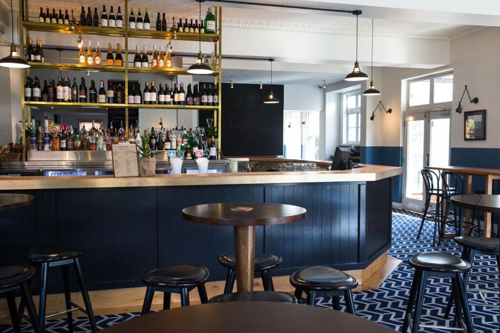 Blues Point Hotel Sydney Eksteriør billede